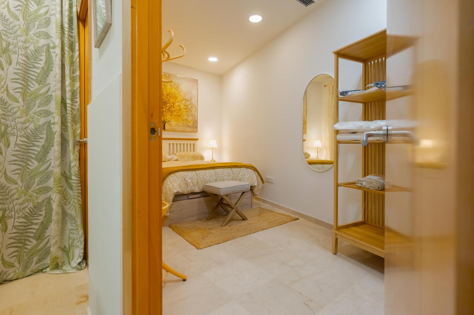 Fantastico 2h+1b Plaza Del Museo Appartement