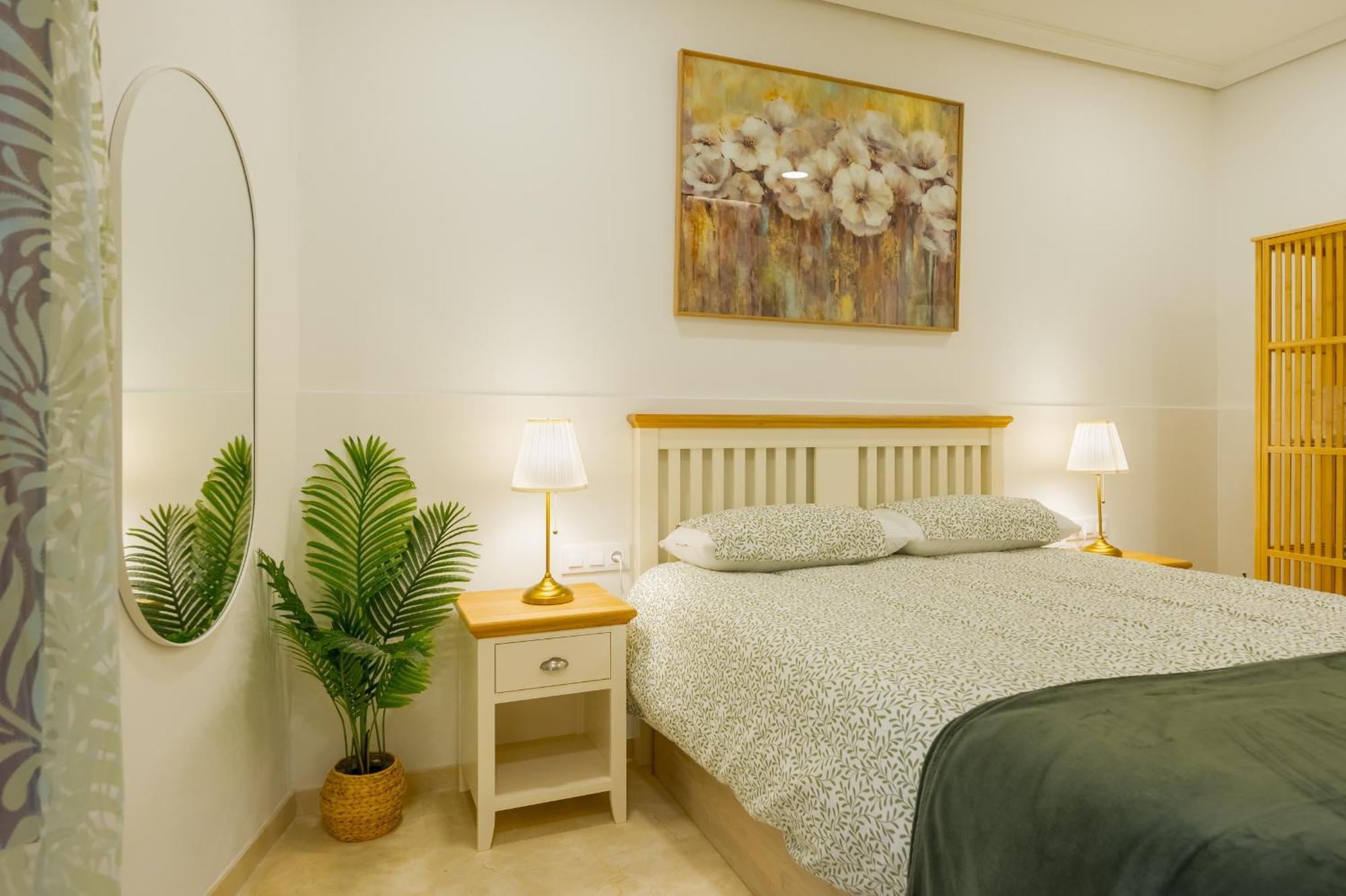 Fantastico 2h+1b Plaza Del Museo Appartement