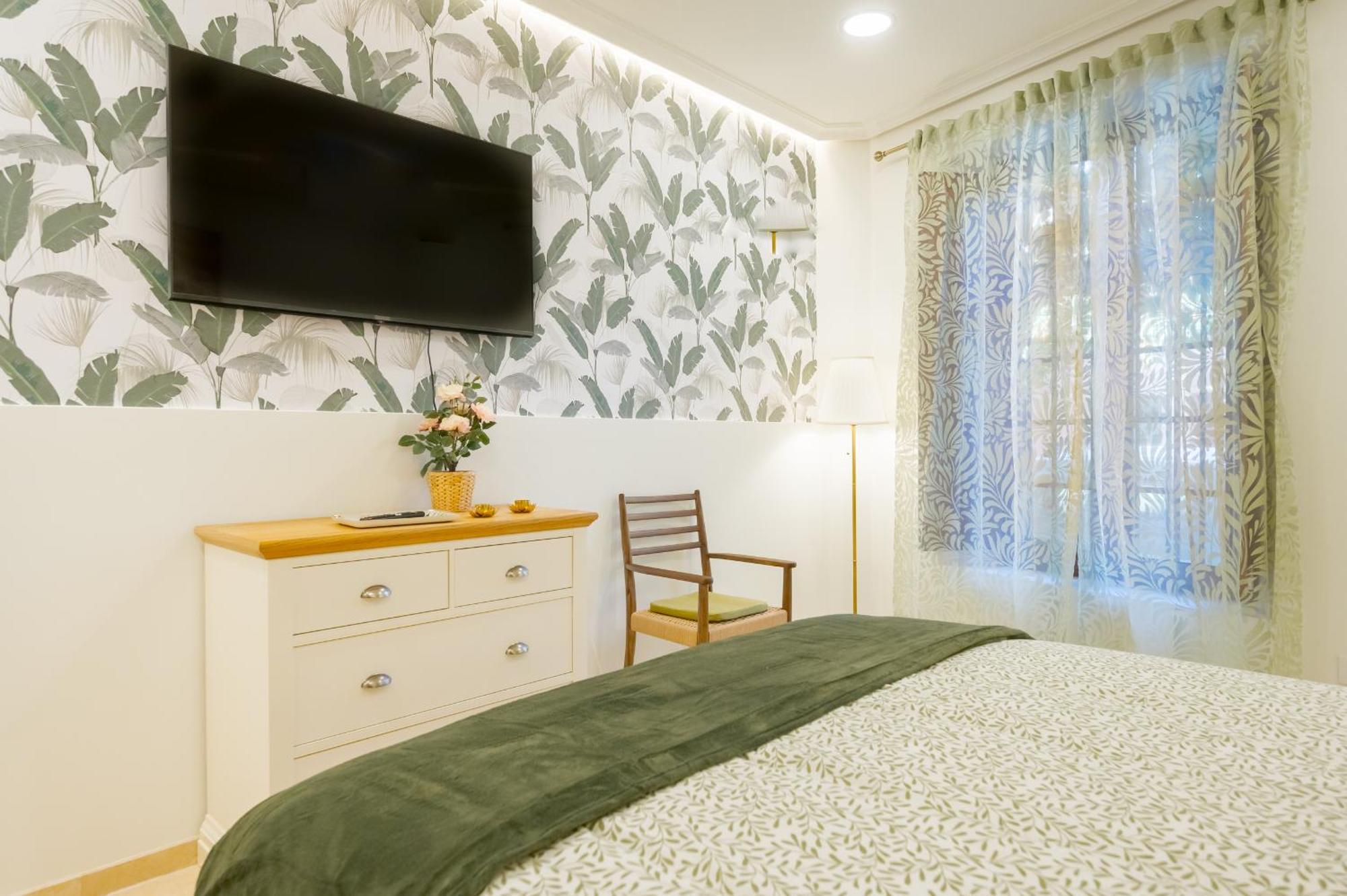 Fantastico 2h+1b Plaza Del Museo Appartement *