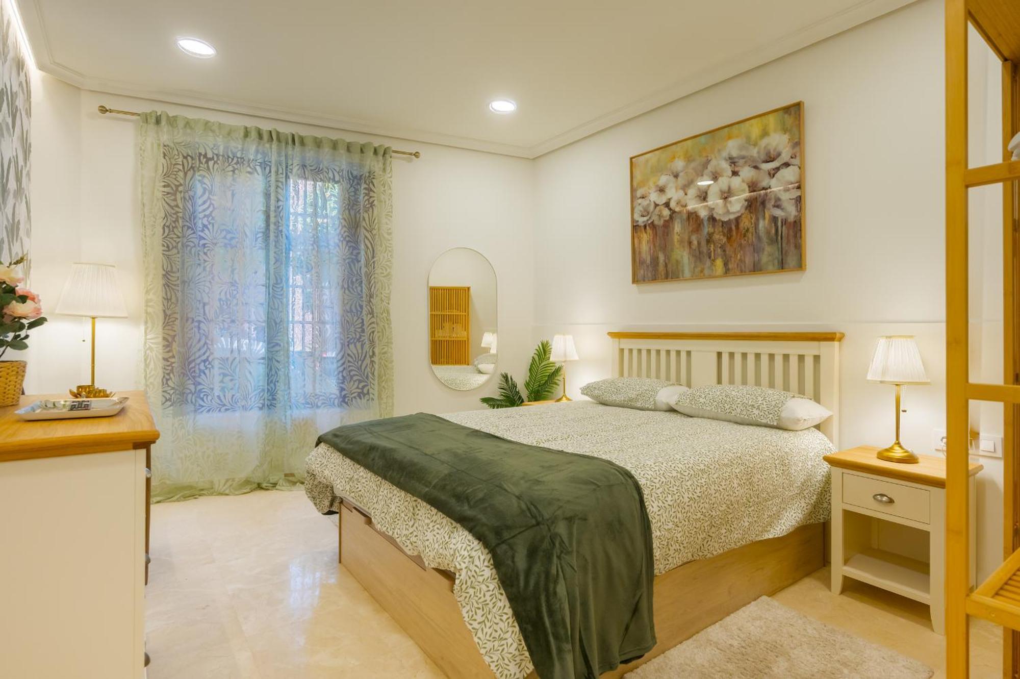 Appartement Fantastico 2h+1b Plaza Del Museo Séville